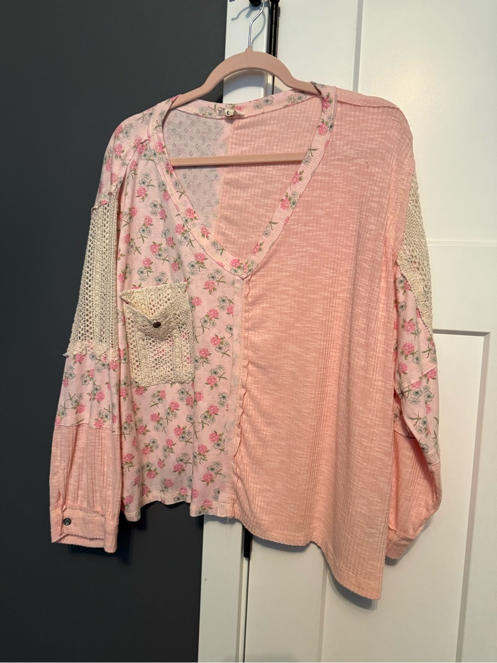 POL Pink Floral Mixed-Print V-Neck Blouse